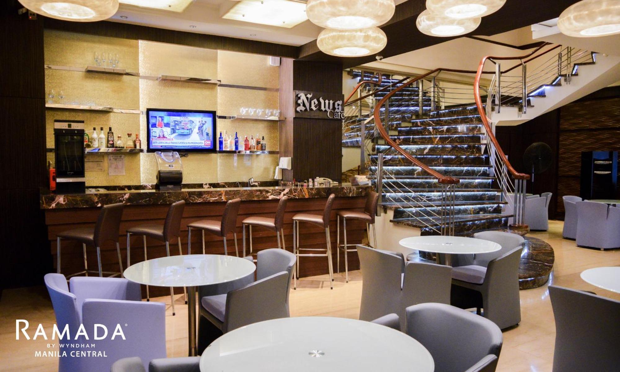 Ramada By Wyndham Manila Central Exterior photo