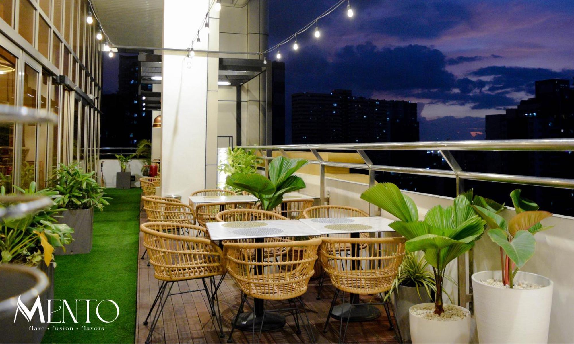 Ramada By Wyndham Manila Central Exterior photo